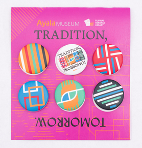 Button Pins 1.25 set of 6 with packaging - Bea Venezuela